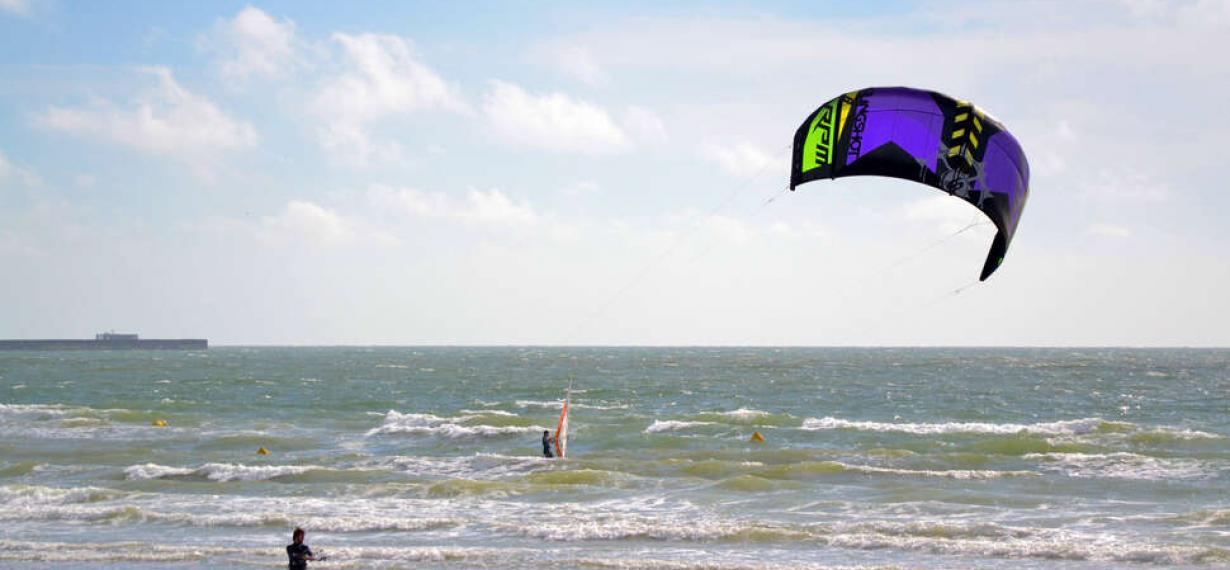 kitesurf