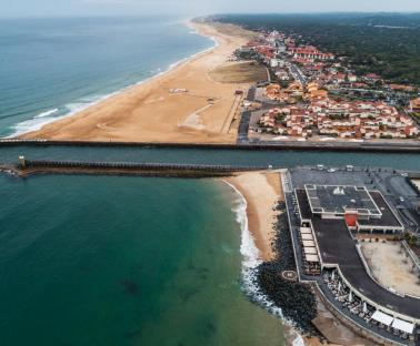 Vue aérienne front de mer de Capbreton