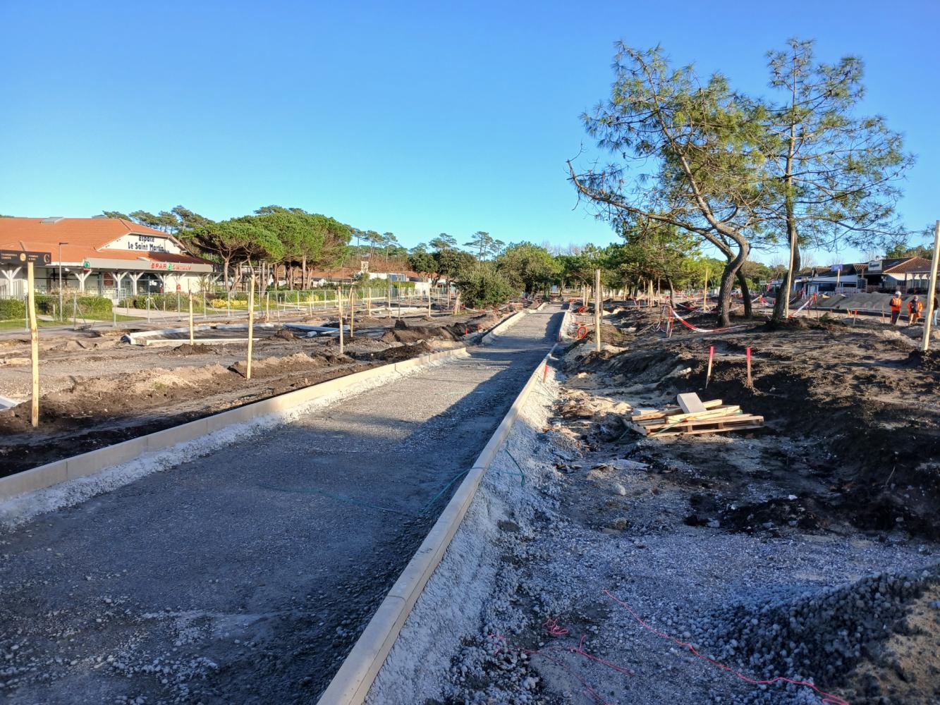 Future piste cyclable traversant le site