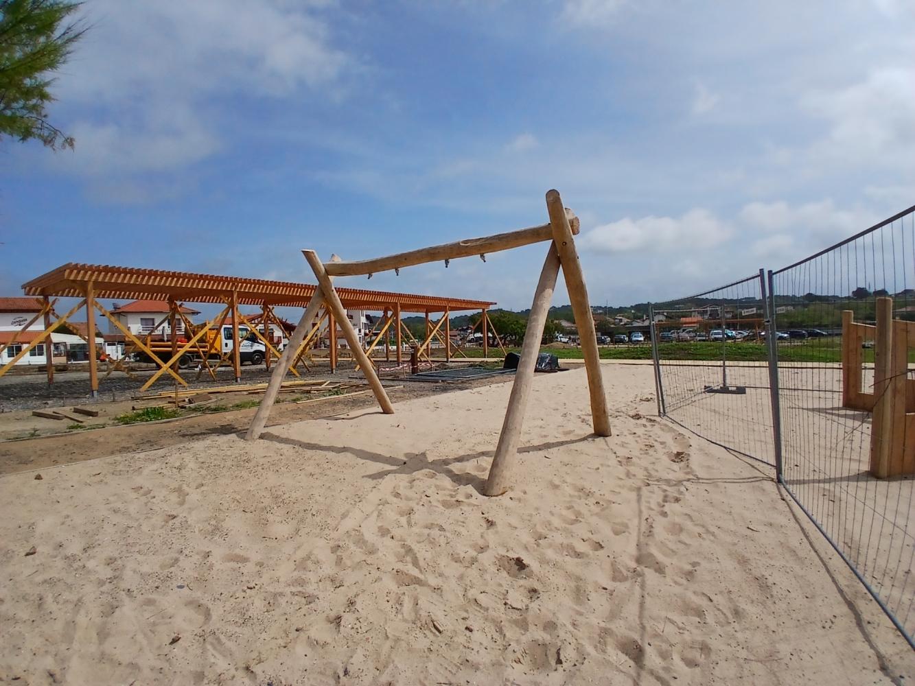 Chantier en cours - Installation jeux 