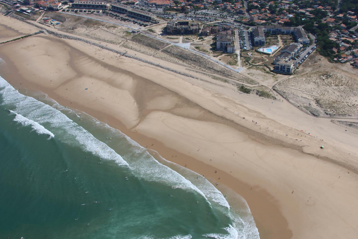 Vue aérienne du Front de mer Sud de Lacanau 