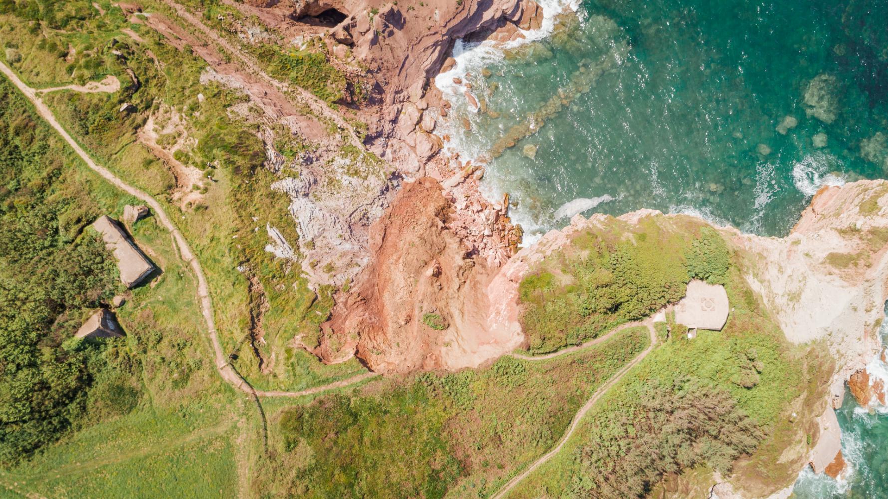 Falaise de la Corniche