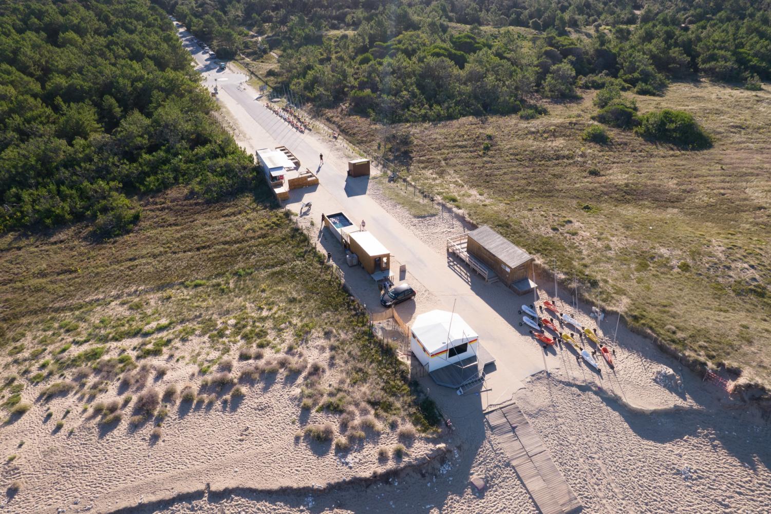 Vue drone depuis l'océan - Vert Bois