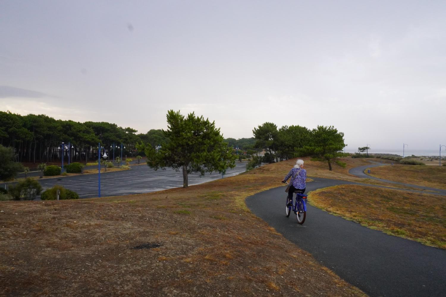 Une sur-capacité de stationnements en front de mer