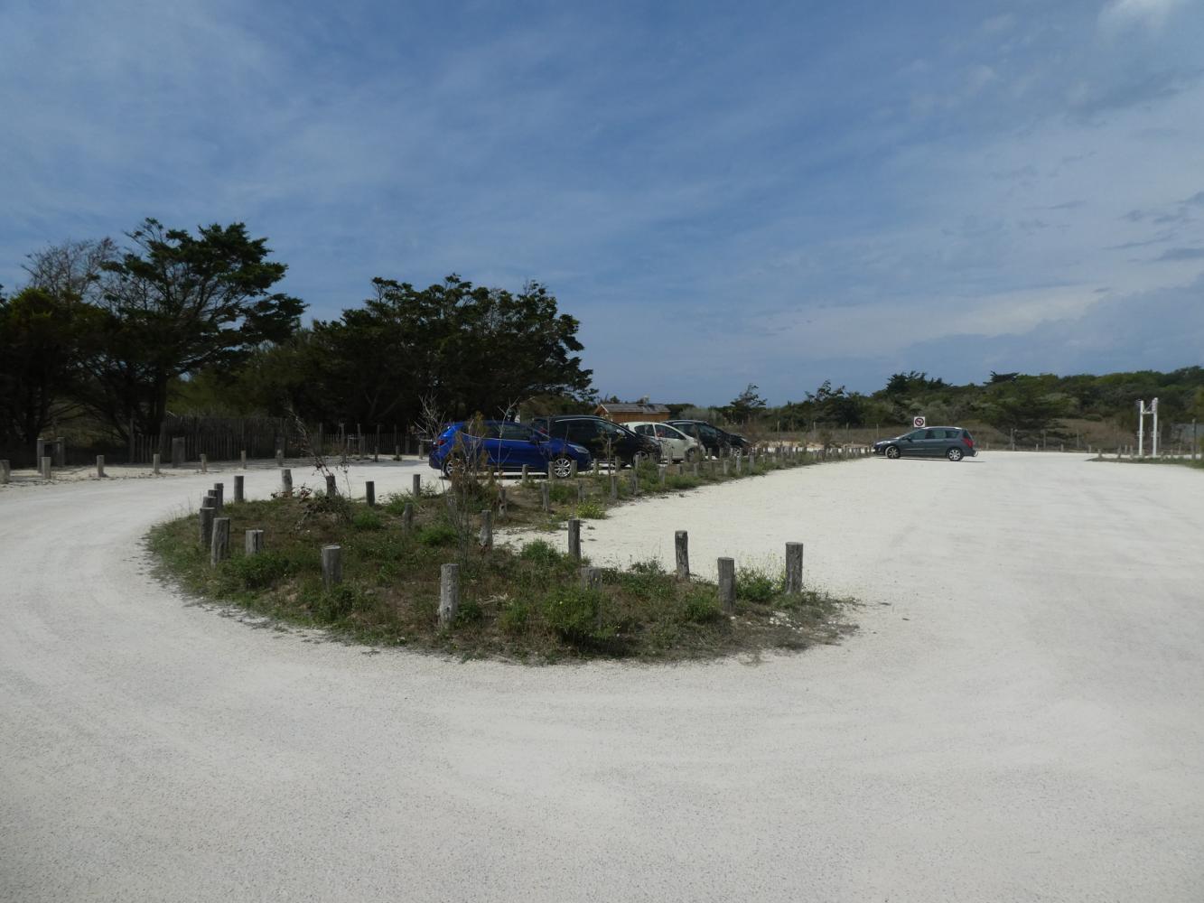 stationnements voitures - Les Placelles