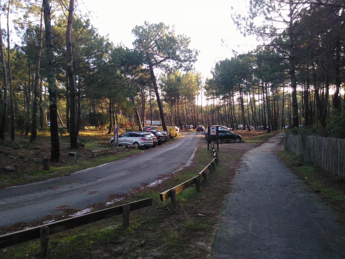 Parking sous couvert forestier du Grand Crohot