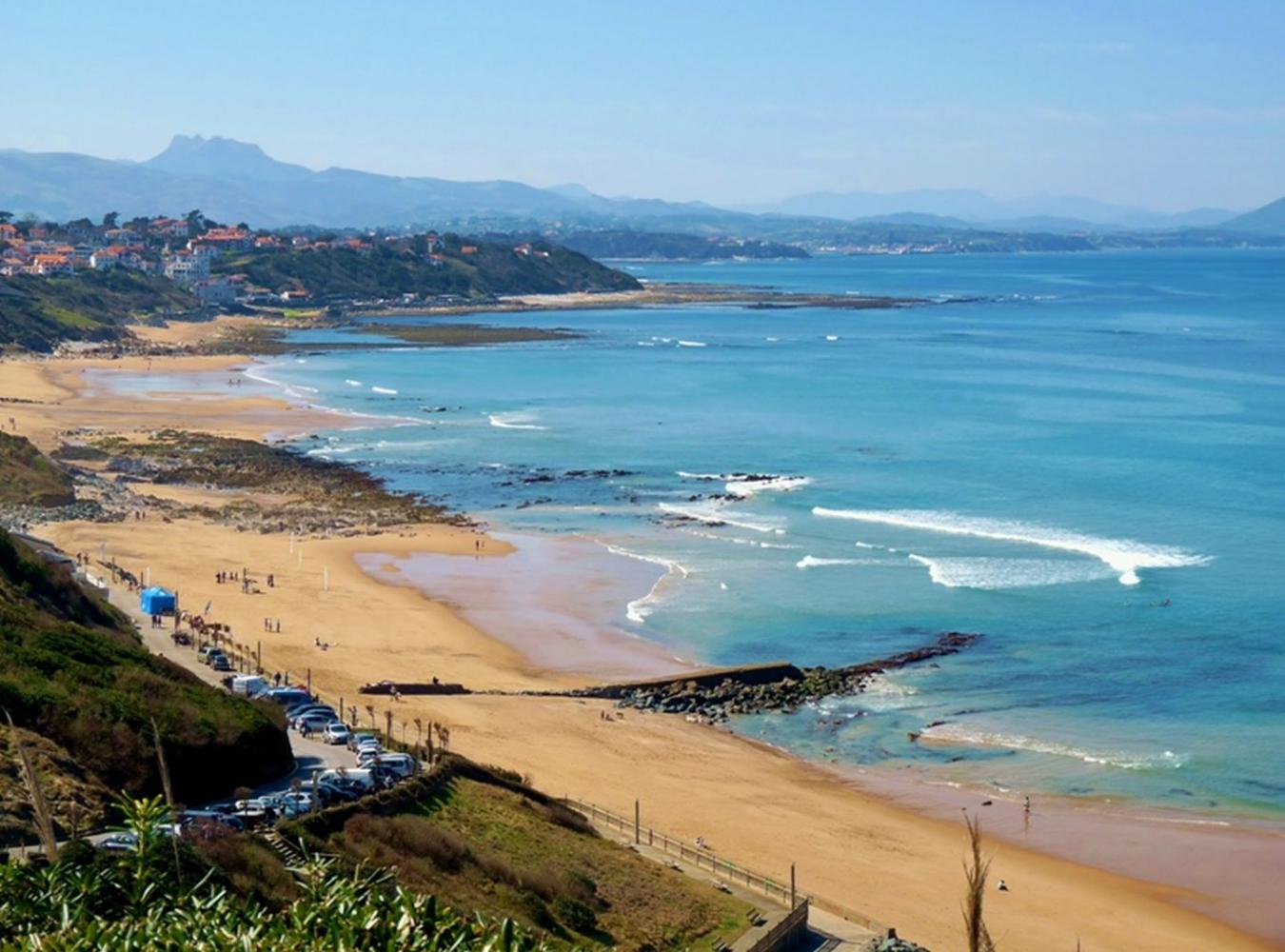 Plage du centre à Bidart avant travaux et fermeture du stationnement