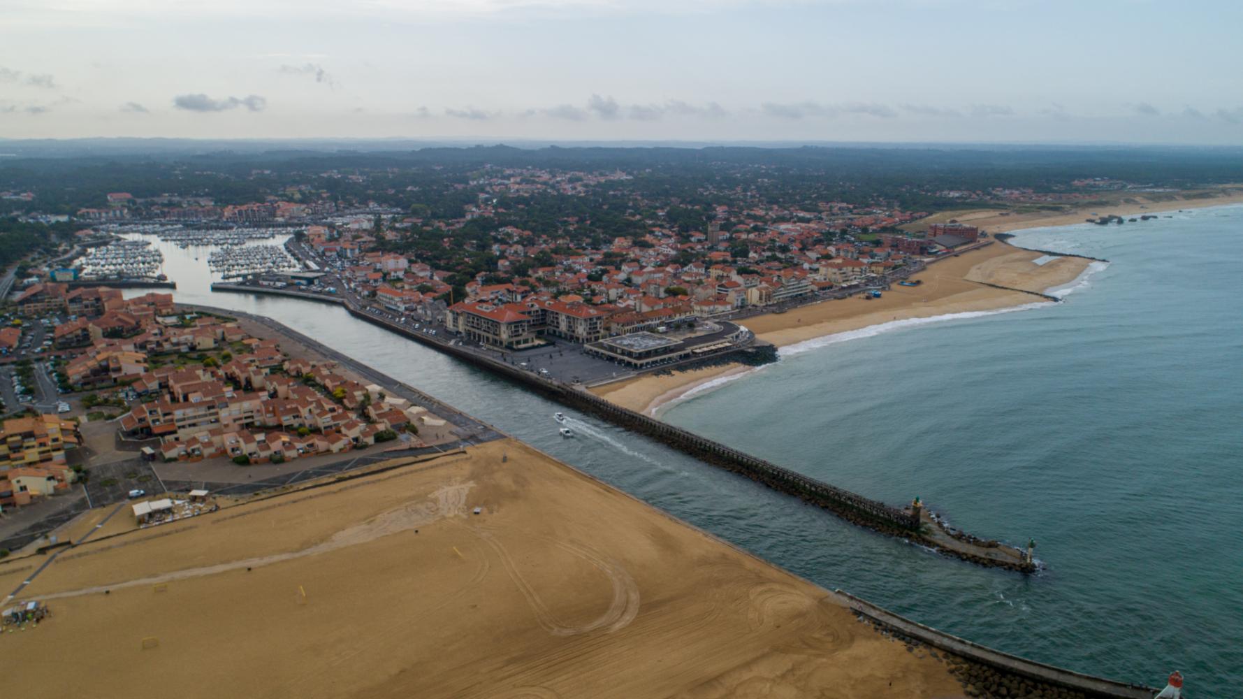 Vue aérienne du Port de Capbreton 