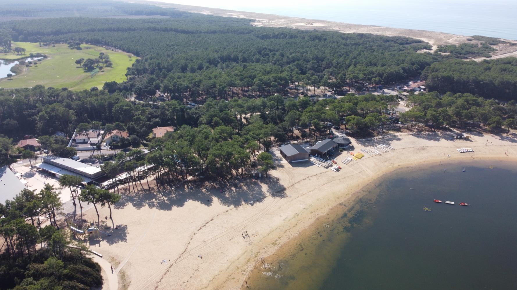 Vue aérienne de la zone de commerce requalifiée