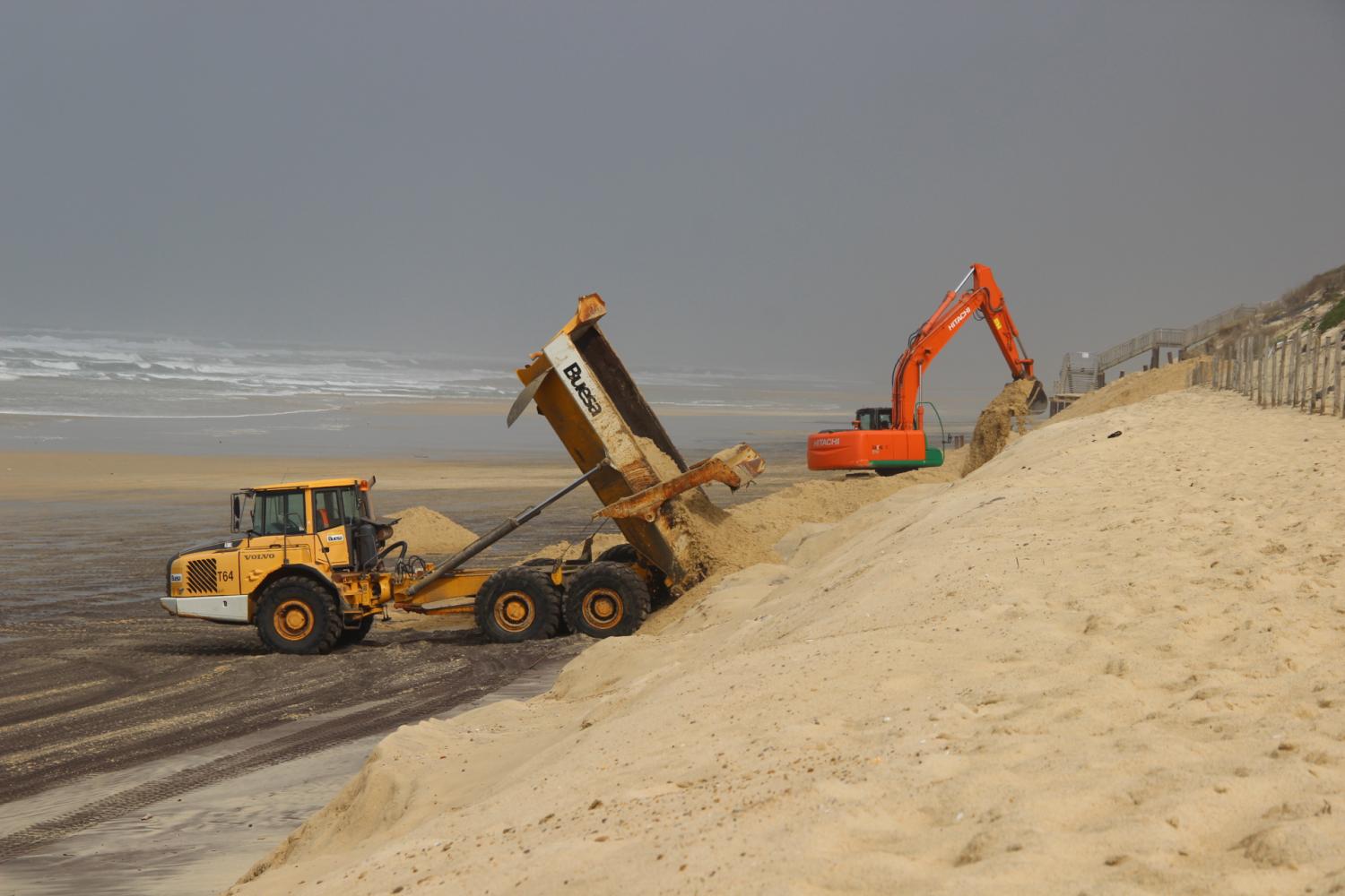 Opération de rechargement à Biscarrosse